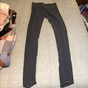 Athleta small tall over heel leggings small grey